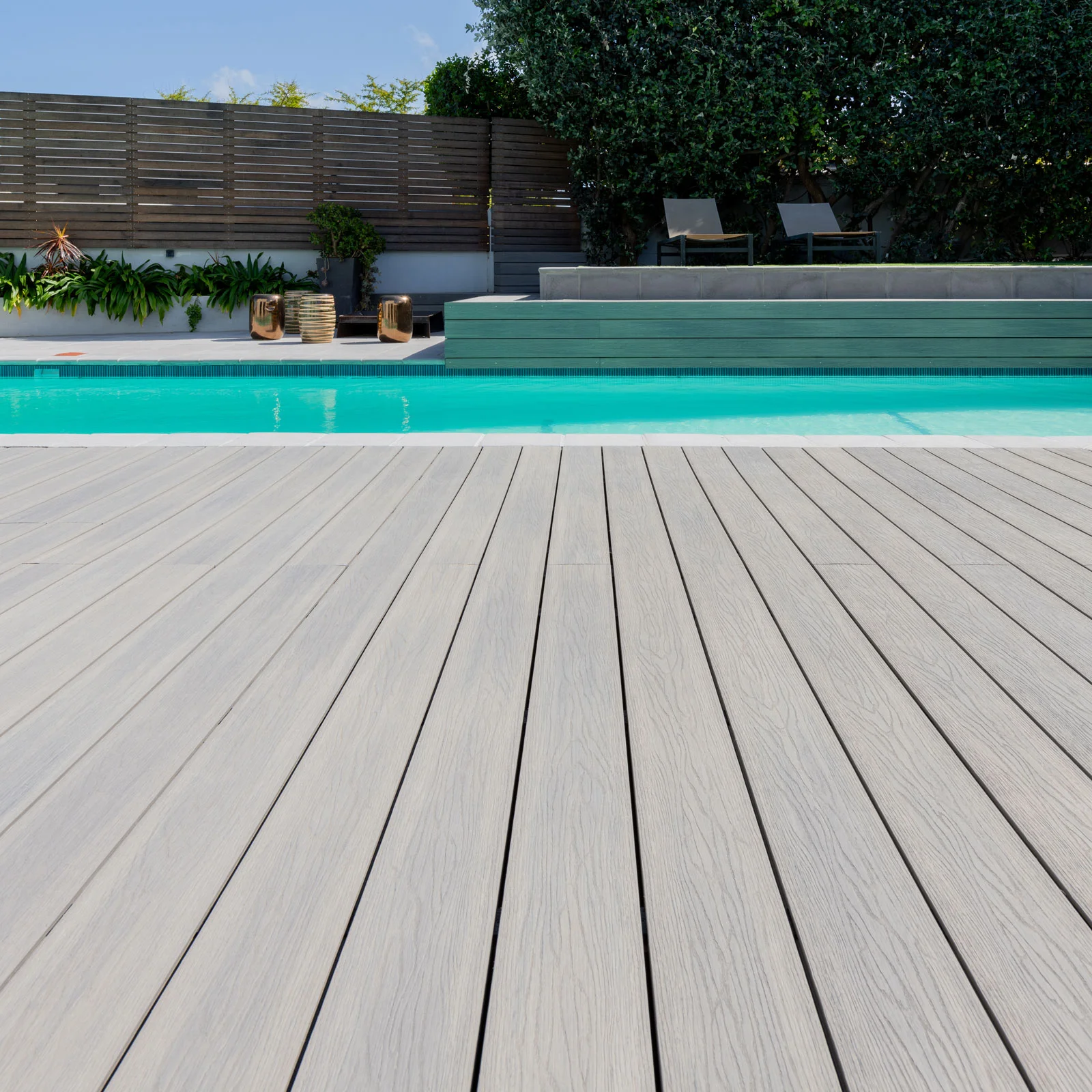 Hoogwaardige composiet gevelbekleding met realistische houtlook van Timmdek